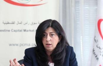 عبير عودة وزيرة الاقتصاد الوطني الفلسطيني 