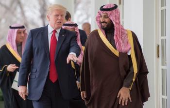 الرئيس الأمريكي دونالد ترامب وولي العهد السعودي محمد بن سلمان -ارشيف-