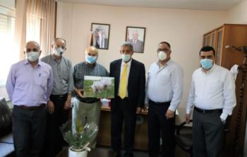 المطور يبحث تعزيز الوعي البيئي مع جمعية طبيعة فلسطين