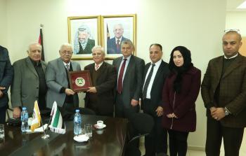 جانب من زيارة السفير