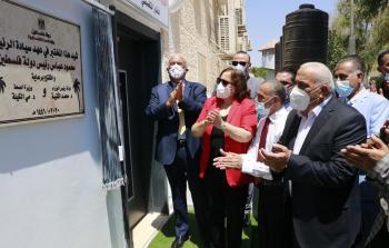 وزارة الصحة تفتتح مختبرًا للأحياء الجزيئية في محافظة أريحا