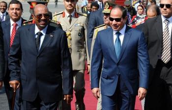 الرئيس المصري والرئيس السوداني عام 2016