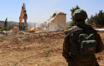 قوات الاحتلال تهدم بيوت للفلسطينيين
