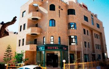 فندق ريتنو Retno Hotel