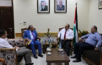 أبو مويس يبحث تشبيك الجامعات الفلسطينية