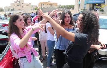 فرحة طالبات التوجيهي بعد إعلان نتائج توجيهي تكميلي 2019 في الاردن