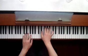 أكبر بيانو في غزة يعود لبث الحياة -ارشيف-