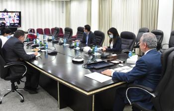 اشتية خلال لقائه 40 برلمانيا بريطانيا عبر 