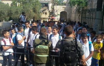 الاحتلال الاسرائيلي يمنع طلبة من الوصول لمدارسهم