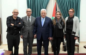 الرئيس عباس يستقبل العداء المغربي عبد الغني أبو فراسي