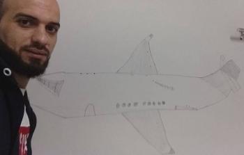 علاء الغمري عالق في مطار أبو ظبي منذ خمسة شهور