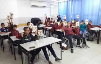 كهرباء القدس تنظم ورشة توعوية حول استهلاك الكهرباء والسلامة العامة في مدرسة السواحرة
