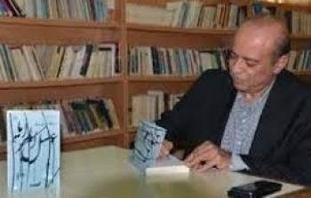 الإعامي والكاتب نافذ أبو حسنة