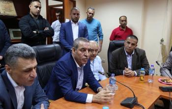 حسين الشيخ رئيس الهيئة العامة للشؤون المدنية