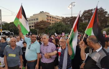 آلاف الفلسطينيين يتظاهرون في تل أبيب احتجاجا على قانون القومية 