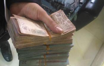 سرقة 20 ألف دينار - توضيحية-