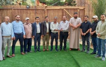  الجهاد الإسلامي تكرم عائلة الشاعر المرحوم هارون هاشم رشيد