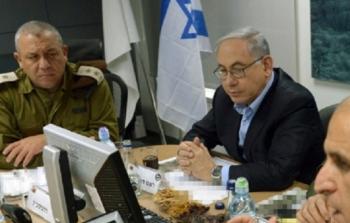 رئيس الوزراء الإسرائيلي بنيامين نتنياهو ورئيس هيئة الأركان بالجيش الإسرائيلي غادي ايزنكوت