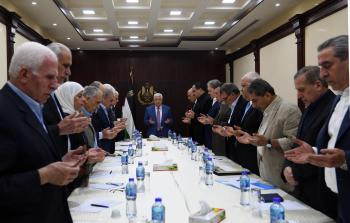 الرئيس عباس وأعضاء اللجنة المركزية لحركة فتح -ارشيف-