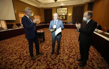 عصام يونس يتسلم الجائزة الألمانية الفرنسية لحقوق الإنسان وسيادة القانون لعام 2020