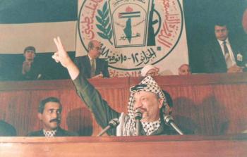 الرئيس ياسر عرفات بعد إعلان استقلال دولة فلسطين