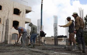 إسرائيل تنشر إجراءً جديدًا لتنظيم تشغيل العمال الفلسطينيين في مجال البناء