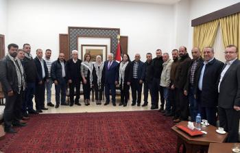 الرئيس عباس يستقبل أعضاء إقليم فتح في رام الله والبيرة المنتخبين