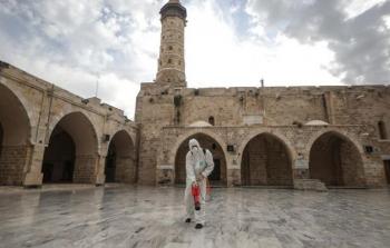 إجراءات تعقيم المساجد في غزة - أرشيفية