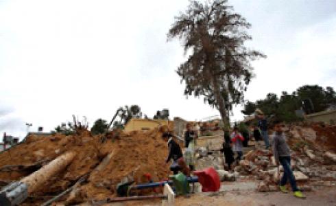 آثار الدمار الذي الحقته جرافات الاحتلال بحديقة زعترة للأطفال