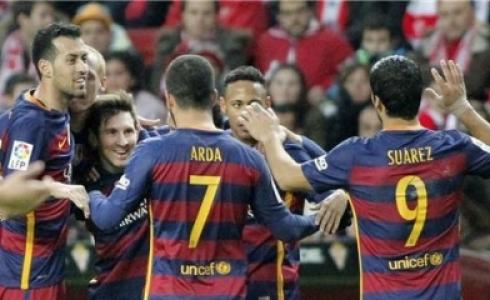 فرحة لاعبي برشلونة