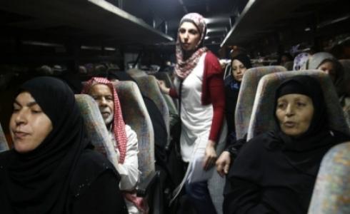 أهالي الأسرى يتوجهون لزيارة أبناءهم