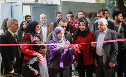 بيت الصحافة يستضيف معرضا فنيا بعنوان "انسانية بلا وجوه"