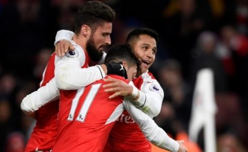 فرحة لاعبي ارسنال