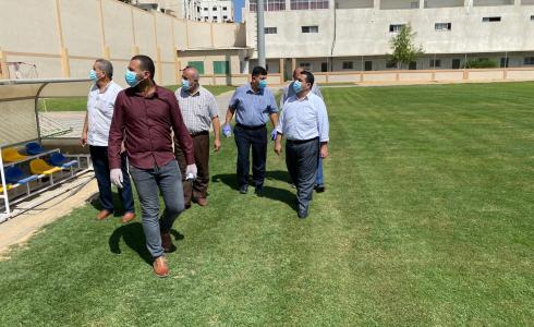 عبد السلام هنية يتفقد أعمال تطوير استاد فلسطين في غزة