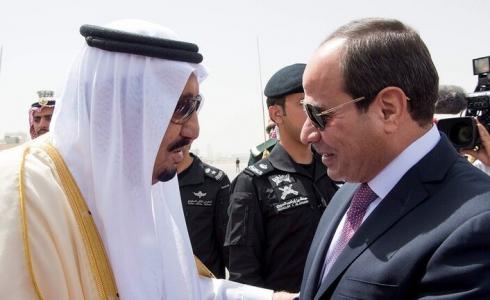 الرئيس المصري عبد الفتاح السيسي برفقة الملك السعودي سلمان بن عبد العزيز