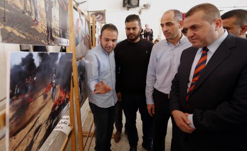 معرض "صحفيون على خط النار"