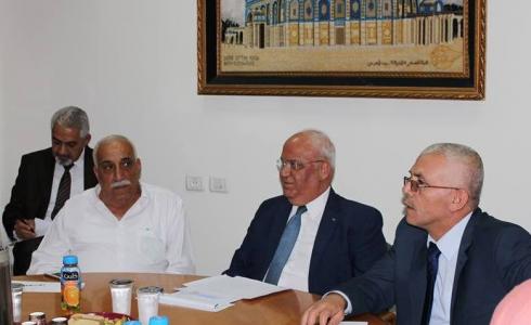 عريقات يستقبل أوائل الثانوية العامة في أريحا  