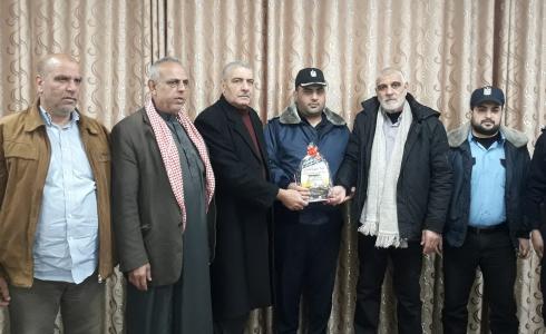 التواصل الجماهيري لـ “الجهاد" في شرق غزة يزور مركز شرطة الشجاعية