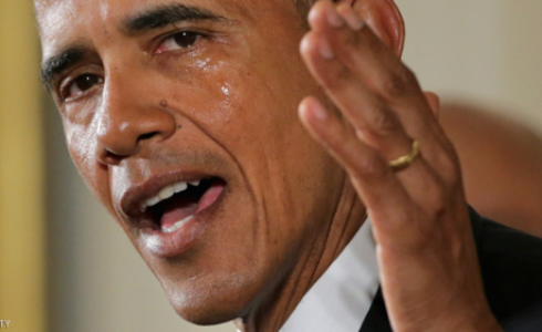 أوباما لم يستطع حبس دموعه خلال خطاب في البيت الأبيض