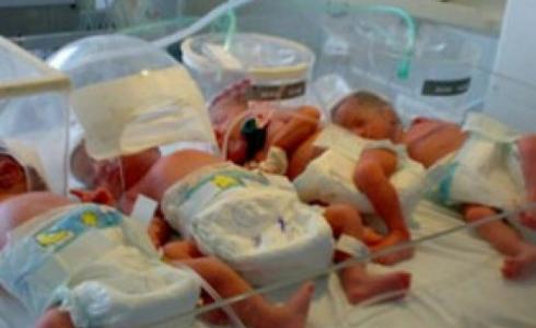 مواليد في غزة -ارشيف-