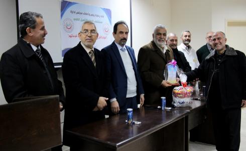 تكريم العاملين في مستشفى الوفاء