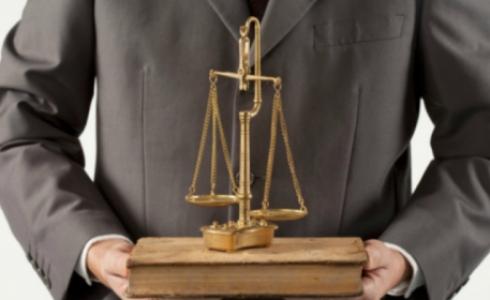 رئيس طاقم موظفي ديوان رئاسة الوزراء الاسرائيلية هرو يخضع للتحقيق 