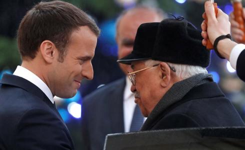 الرئيس الفرنسي والرئيس الفلسطيني - أرشيفية 