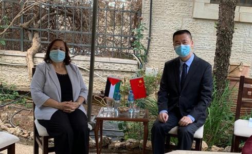 الكيلة تبحث مع السفير الصيني التعاون في المجال الصحي ومكافحة كورونا