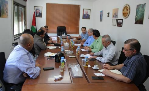 هيئة  سوق المال تعقد لقاء مع اتحاد الغرف الفلسطينية