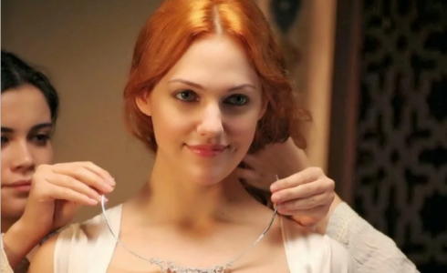 مريم أوزرلي