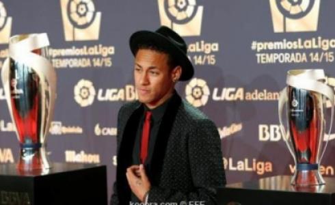 نيمار لاعب برشلونة