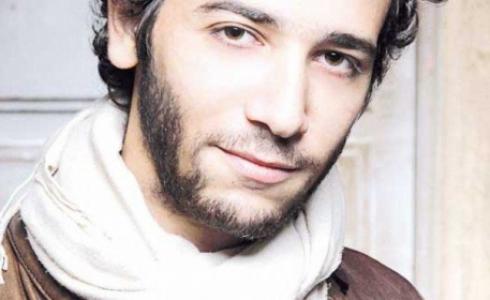 الممثل المصرى كريم قاسم