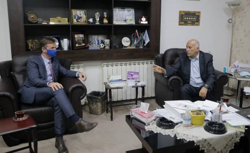 لقاء الرجوب مع ممثل الاتحاد الأوروبي في رام الله