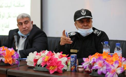 اللجنة الحكومية بغزة تناقش تصويب أوضاع مركبات نقل